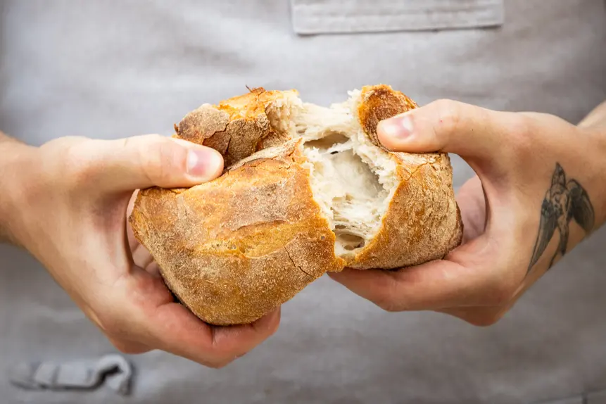 Frisches Brot aus unserer eigenen Bäckerei