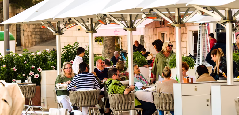 Restaurant direkt am Meer