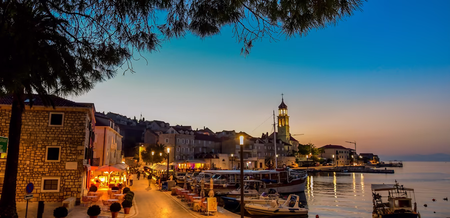 Marina bei Abendstimmung